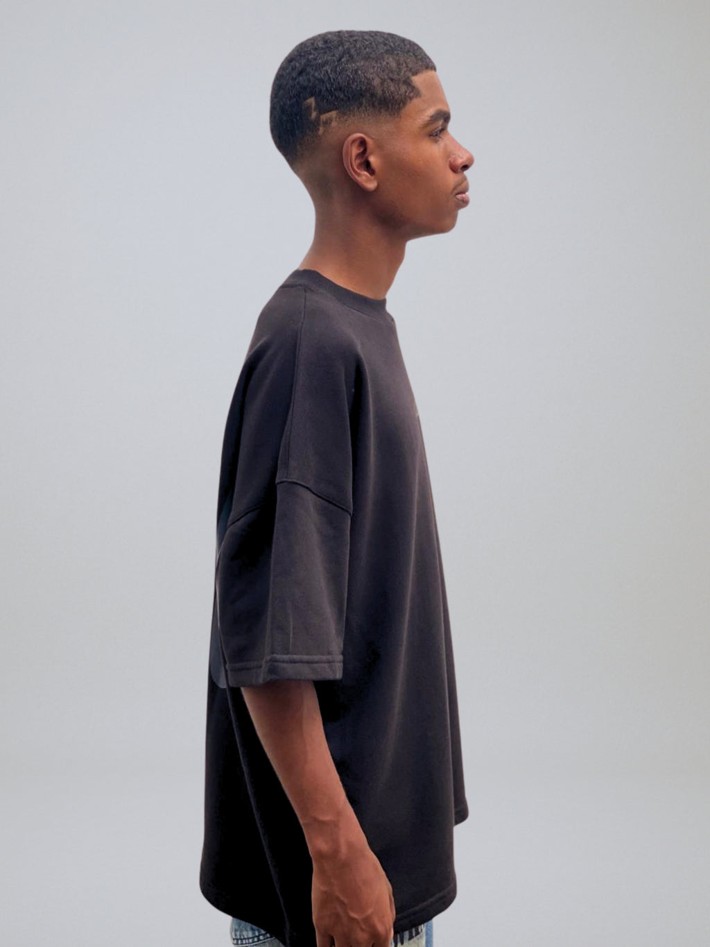 T-shirt Line Basic Black DIVERSUM